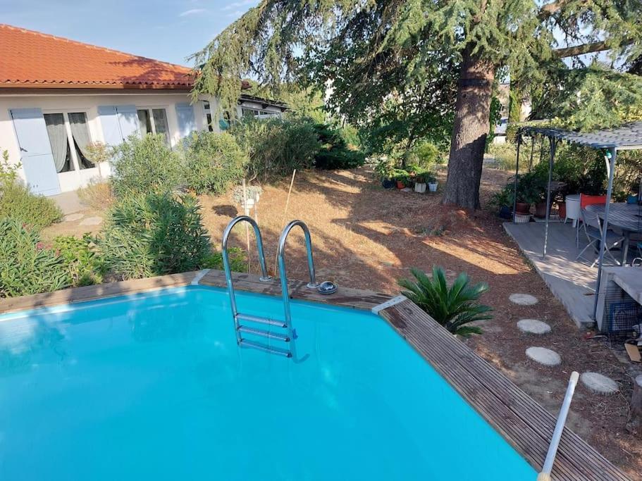 Villa De Charme Avec Piscine Saint-Jory Экстерьер фото